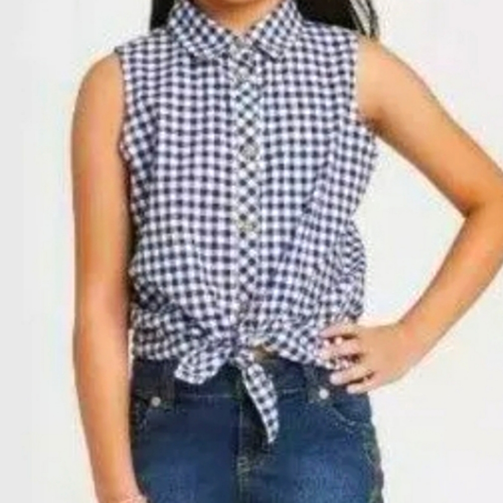 Gingham Sleeveless Tshirt Bowtie Front